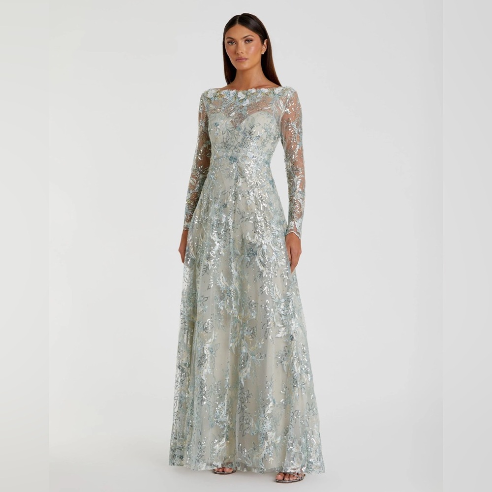 NWT MAC DUGGAL Floral Embroidered Illusion Long Sleeve Gown Size 4
